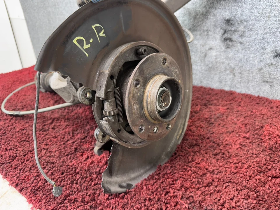 ОРИГИНАЛЬНЫЙ ШПИНДЕЛЬ РЫЧАГА ПОДВЕСКИ ЗАДНЕЙ ЛЕВОЙ СТОРОНЫ BMW 2001-2006 E46 330CI 330I 121K - Изображение 2 из 4