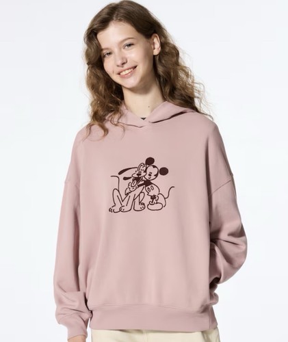 Uniqlo x Disney MAGIA PER TUTTI con Yu Nagaba JP Topolino e Plutone veri amici - Foto 4 di 9