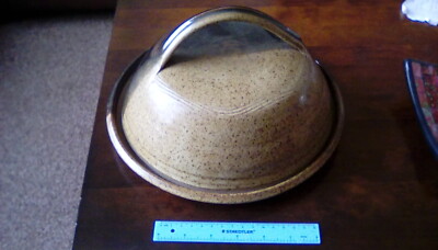 Biddy Rose, Milestone Pottery, Super Dome (Cheese) Steingutsockel 27 cm Durchmesser
