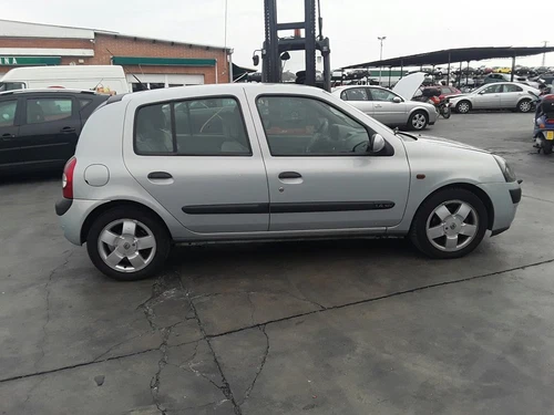 Paragolpes Delantero para RENAULT CLIO II FASE I (B/CB0) 2001 516181 - Imagen 11 de 12