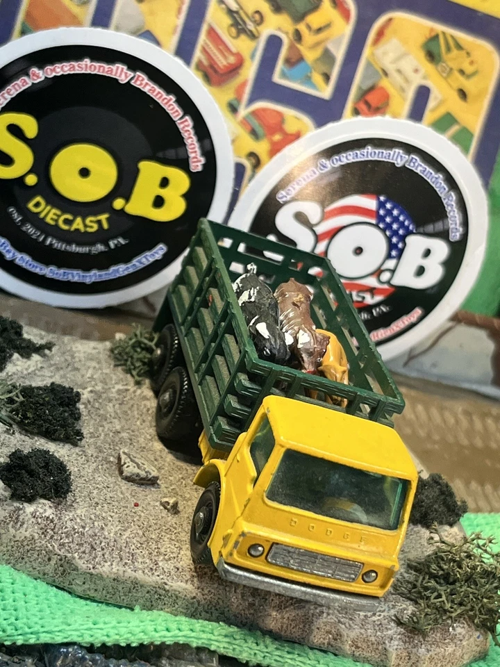 Camión de Estacas Lesney Años 60 Nº 4 Amarillo Diecast con 2 Vacas y 1 Becerro Excelente Estado Foto 4 de 4