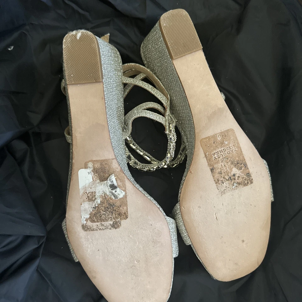 BADGLEY MISCHKA Marfil Abigail Rubor Satinado Tacones de Cuña Talla 8 Joya Flor Foto 3 de 3