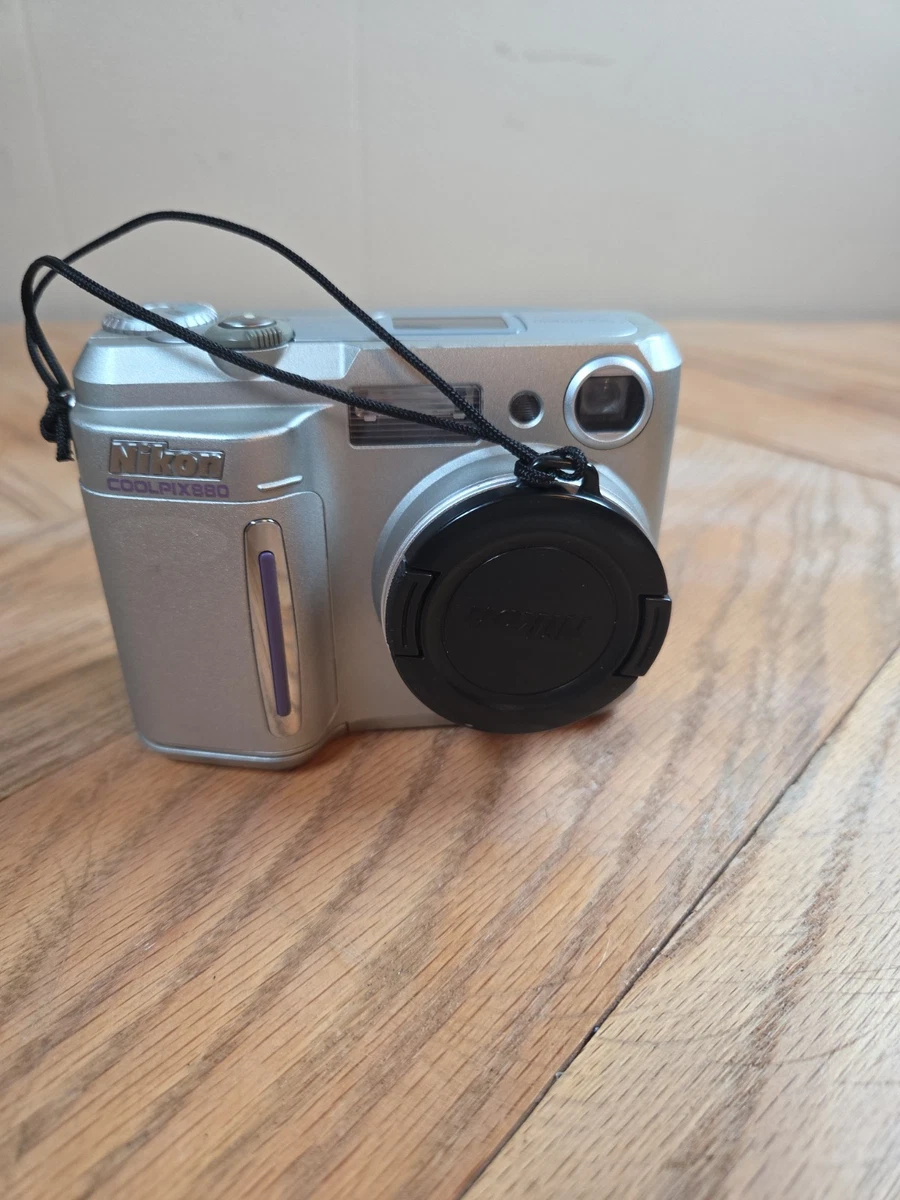 Nikon COOLPIX 880 Digital Cameras for Sale | Shop New & Used