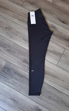 Alo Women’s Medium Airbrush  High-Waist Legging Black