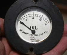 10s 20s Hudson Motor Car Co. US Gauge Co. Vintage 4 Lbs Oil Pressure Gauge