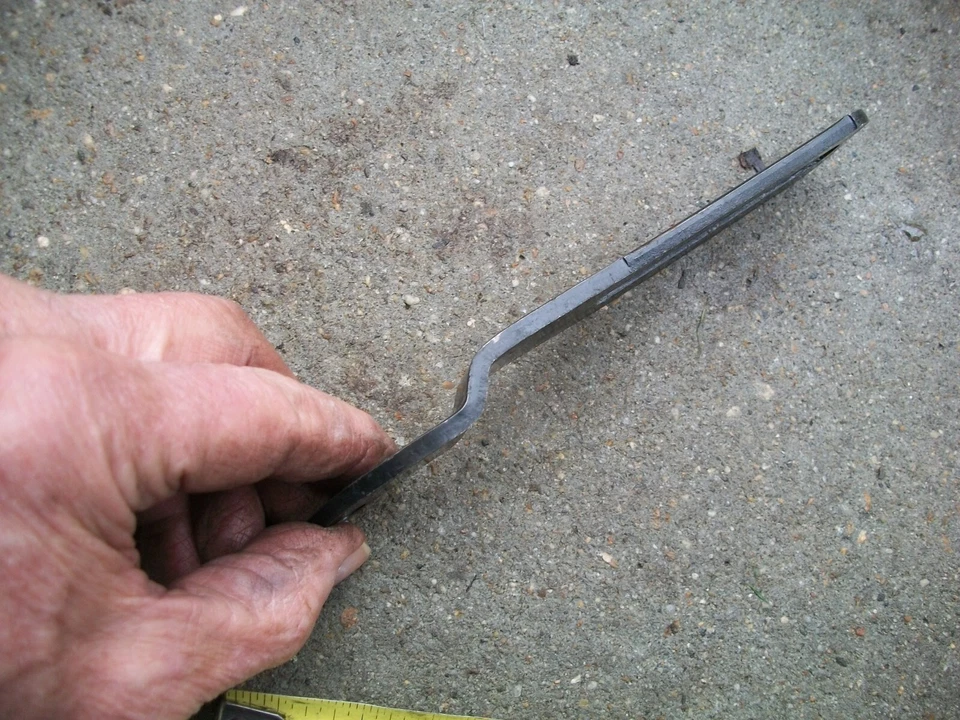 Регулируемый кронштейн компрессора кондиционера 1977-1979 Pontiac Firebird Trans Am Olds 403 CAD. - Изображение 2 из 4