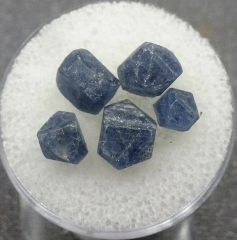 Sapphire crystals for sale clearance
