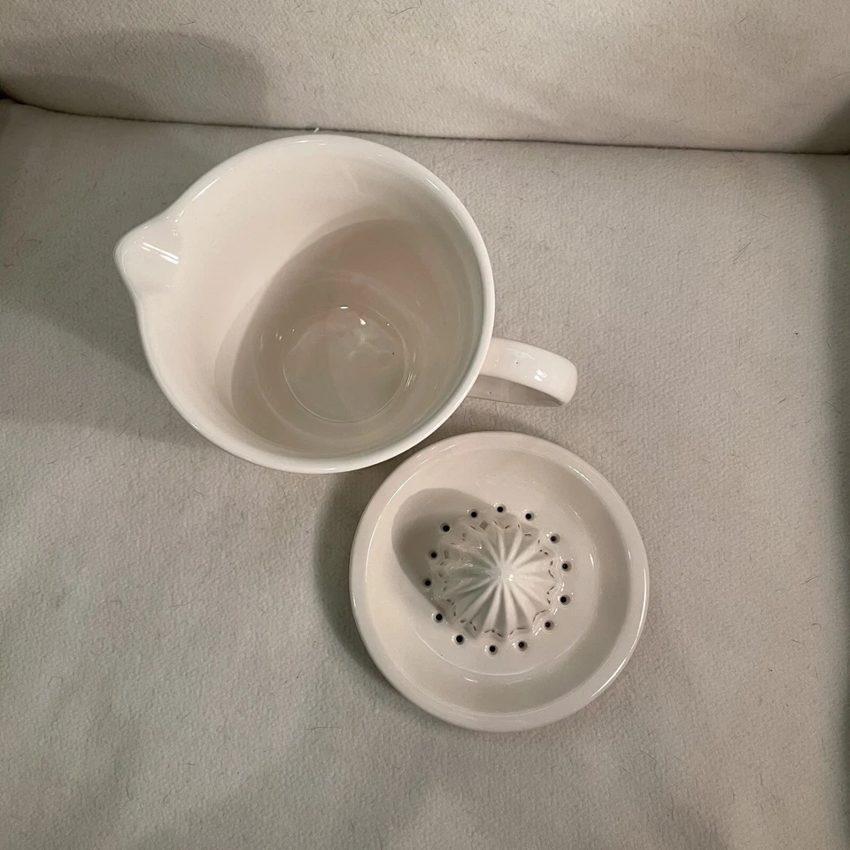 Rae Dunn Artisan Collection SQUEEZE Ceramic Juicer White Black 2 Piece - Image 3 of 4