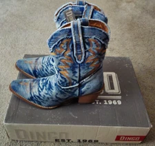 Women's Dingo "Y'all Need Dolly" cowboy boots - size 11m - Blue Denim