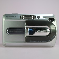Fujifilm Digital Camera FinePix A330 3.2MP Silver Tested