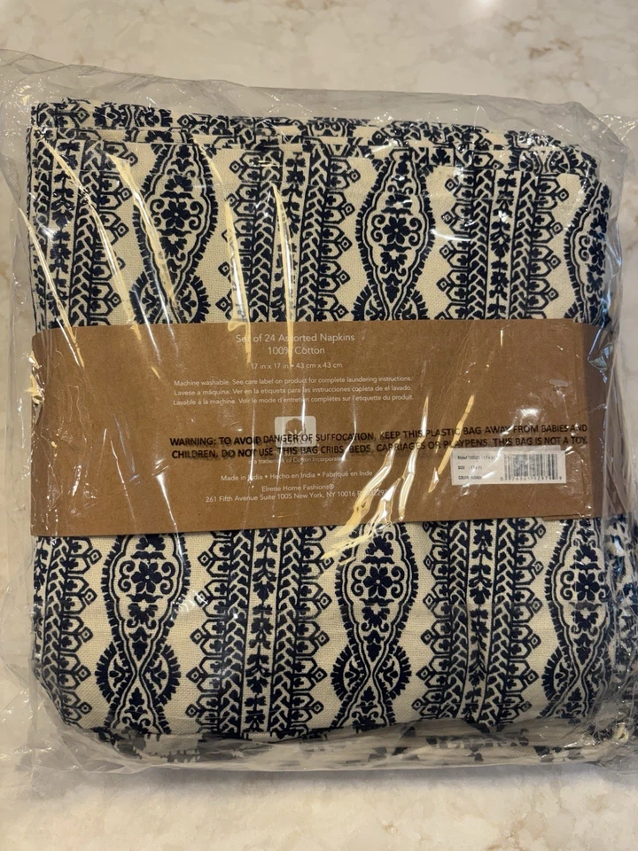 Set of 24 Cotton Napkins Blue Floral Design - Image 2 of 2