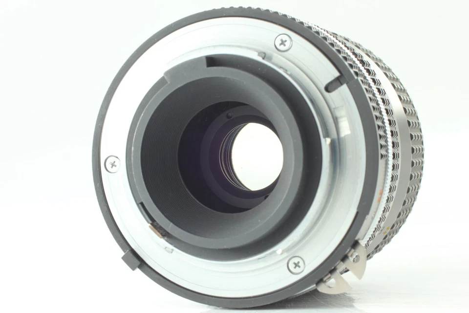 [MINT] Nikon Zoom-NIKKOR AI-S 35-70mm f/3.3-4.5 AiS Lens for From JAPAN - Image 3 of 4
