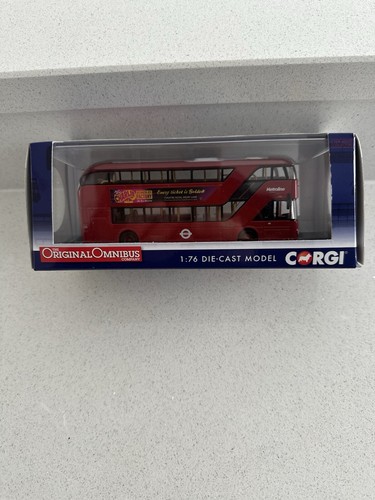 CORGI OM46609B New Routemaster Metro Line 24 Parliament Square - Picture 2 of 7