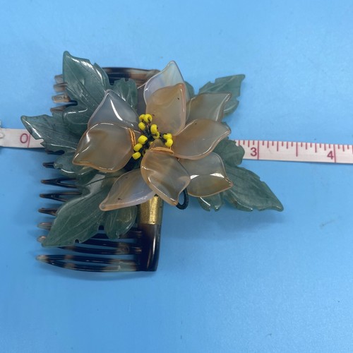 Artisan Hair Comb w/Stone Leaves & Flower Pedals & Yellow Center 3" L x 3.5" W - Picture 5 of 7