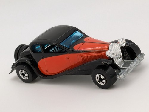 Vintage 1980 Hot Wheels Black/Red '37 Bugatti Blackwall Hong Kong HK 1696 MINT