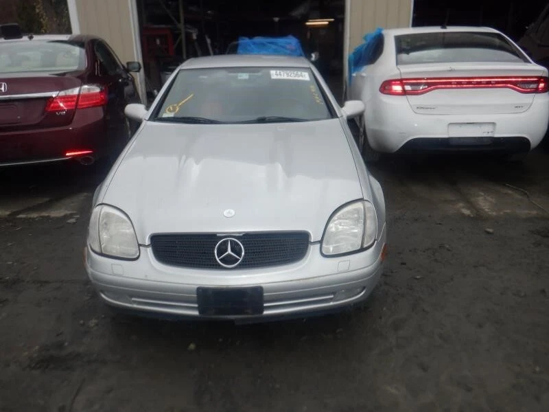 Cilindro maestro de freno usado se adapta a: Mercedes-benz Mercedes slk 170 1998 tipo SLK230 Foto 2 de 4
