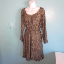 My Sunday Morning French Brand Womens Size M Pullover Dress with Matching Tie