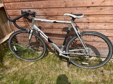 £100   Dawes Giro 200 road bike,  very good condition,  apart from rusty chain 