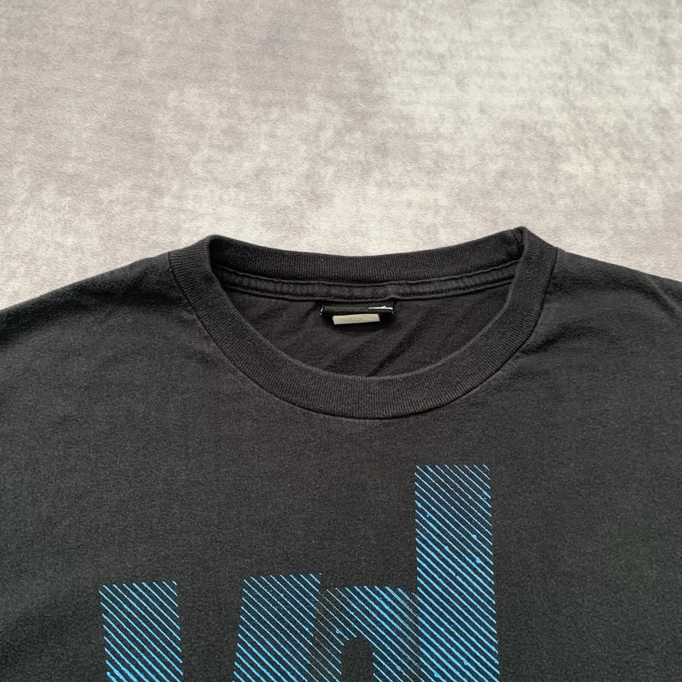 Vintage 2000s Volcom Shirt Size M Black Graphic Tee Surfwear Surf Logo Y2K       - Image 4 of 4