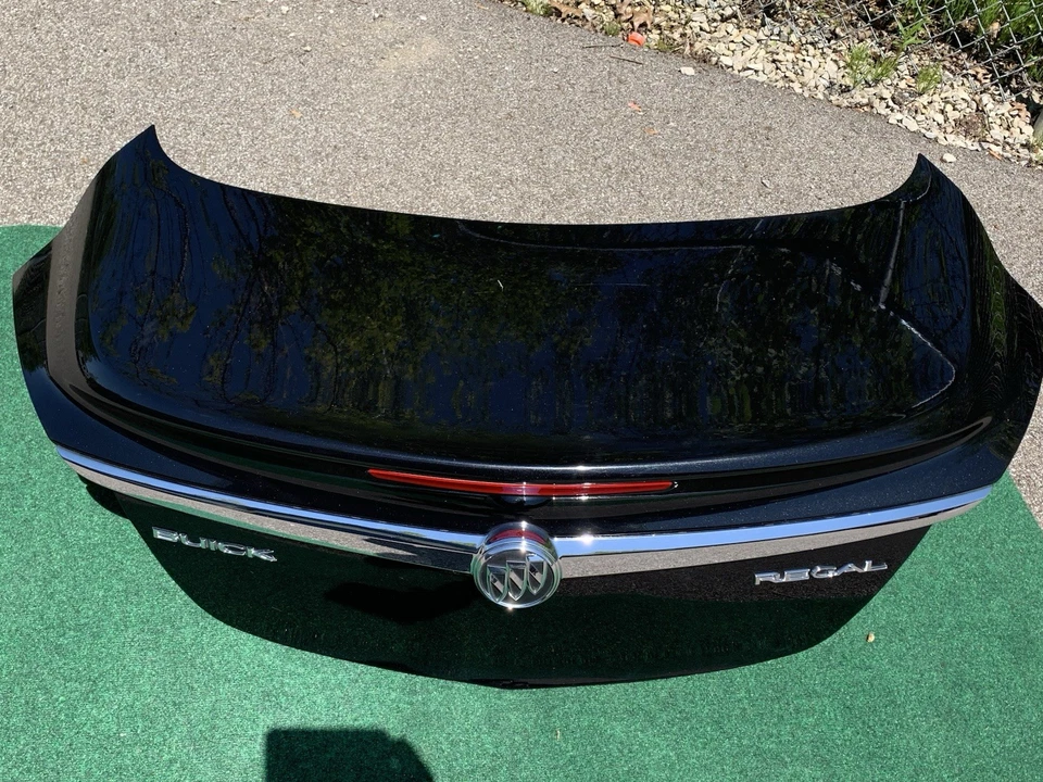 2011-2013 Buick REGAL Sedan tampa traseira porta-malas sem spoiler preto fabricante de equipamento original - Imagem 2 de 4