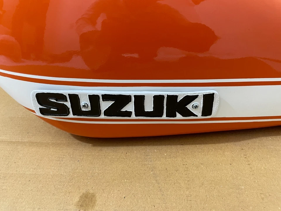 Tanque de gasolina de acero pintado Suzuki TS250 TS 250 1971-76 + tapa + insignia + llave Foto 4 de 4