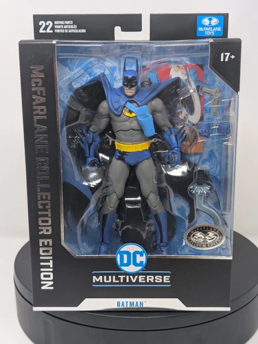 Batman - Year Two (Blue Variant) #34 | McFarlane DC Multiverse [Platinum]