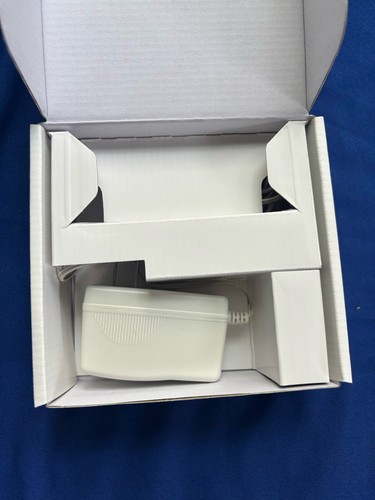 NETGEAR Orbi RBS20 AC2200 Tri-Band Wi-Fi Coverage Whole Home Satellite - Picture 15 of 15