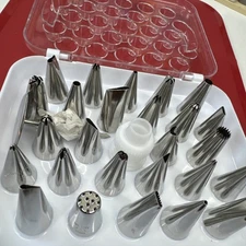 Wilton Deluxe Decorating Tip Set 29-Piece - Stainless Steel Birthday Anniversary