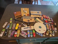 Large Lot Of Tech Deck Finger Boards And Accessories-see All Pics