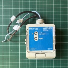 Módulo de relé LUTRON POW PAK RMK-5R-DV-B