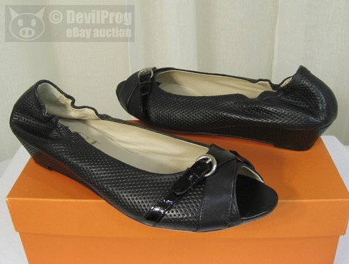 NUEVO EN CAJA AGL Mujer Negro Cuero Perforado Cuña Punta de Pistera EE. UU. 10/EU 40 Zapatos $340 - Imagen 4 de 12