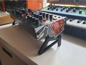 Behringer Model D Analog Synthesizer | eBay