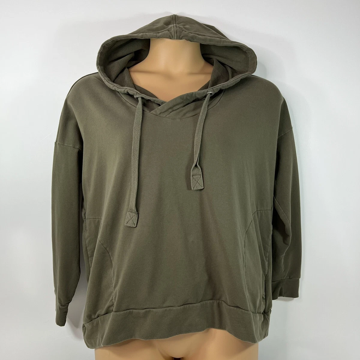 Puma olive hot sale green hoodie