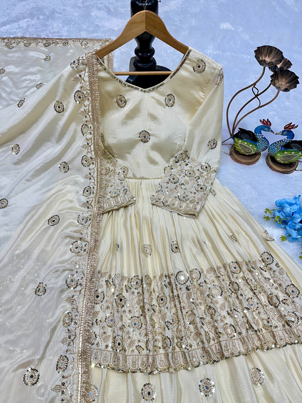 New Heavy Chinon Silk Off White Top Lehenga With Dupatta For Wedding Wear thumbnail 4