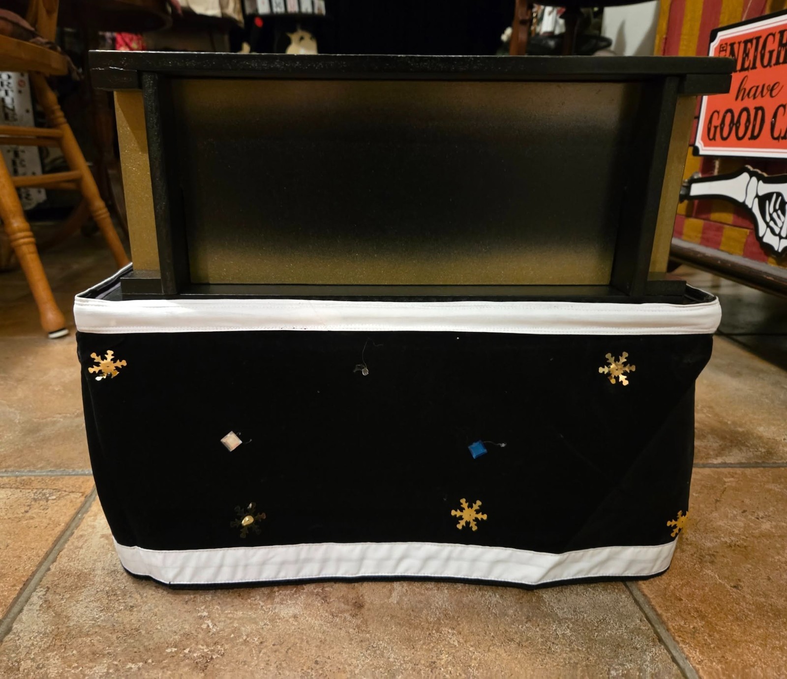 Nu-Wave Dove Vanish Box Abbotts Magic Mentalism Tricks