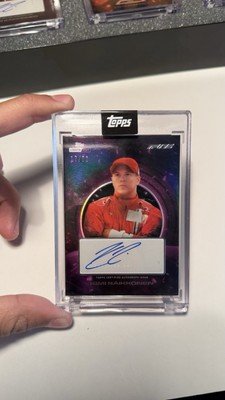Topps F1 Lights Out 2025 Kimi Räikkönen /50 Auto World Champion Design!  