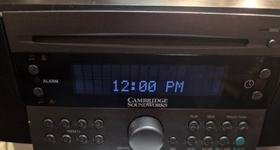 Cambridge SoundWorks Radio/CD 765i AM FM CD iPod Alarm Clock w