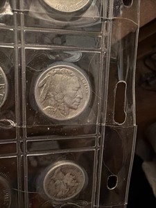 US 25C Quarters Mixed Lot Circulated in Coin Holders/Plastic Pages