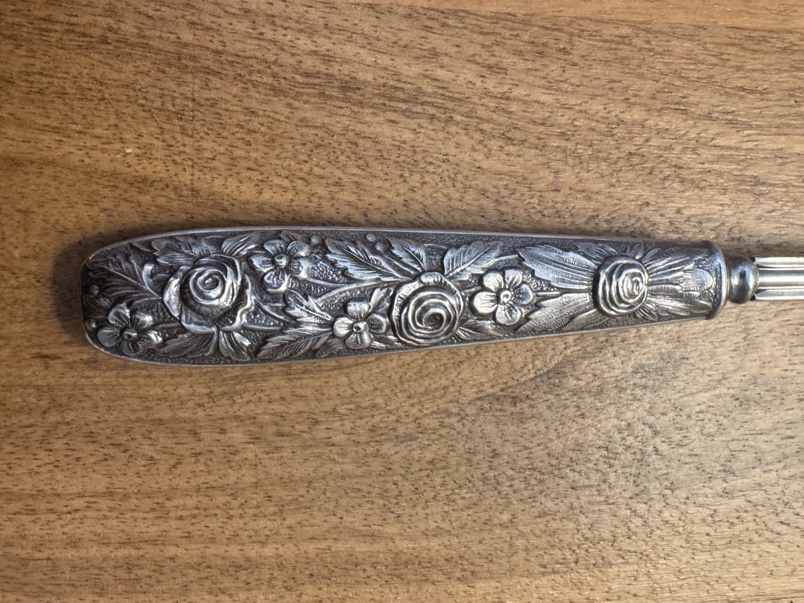 Vintage Silverplate Pierced Pie Cake Server Floral Repousse Handle 8.5” Antique