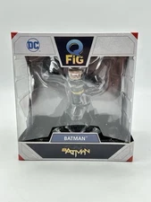 2017 QMx DC Comics Batman Q-Fig Figure ~ NIB