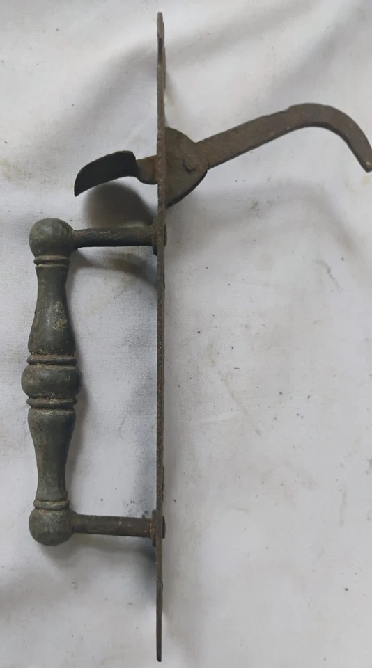 Antique Norfolk Thumb Latch Wrought Iron Door Handle Hardware - Image 2 of 3