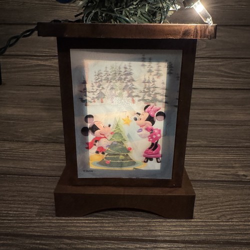 Disney Mickey Mouse And Friends 3-D Light Up Base Christmas Tree 22in High - Picture 4 of 24
