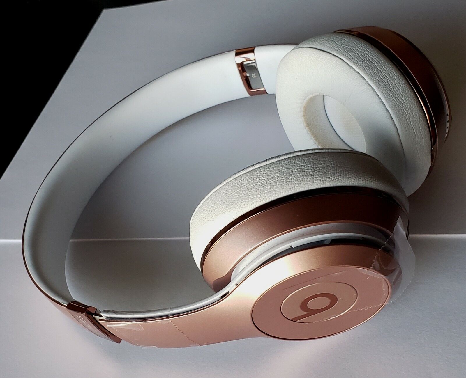 Eller senere liter Lænestol Rose Gold Beats Solo 3 Wireless On-Ear Solo3 Headphones -NO POWER &amp; 1  BROKEN BUD 190198105455 | eBay