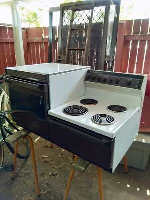 Westinghouse Elevated Stove 47 Grill Silhouette