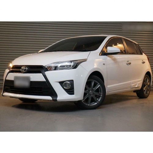 Fog Lamp Spot Light Set Kit Cover For Toyota Yaris Hatchback NCP150 2014-2017 - Picture 10 of 11