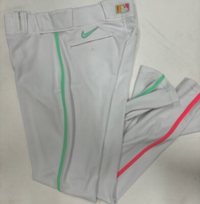 ナイキ　サンディエゴ　パドレス　シティコネクト　パンツ2023 35-42-39 s-l400.jpg