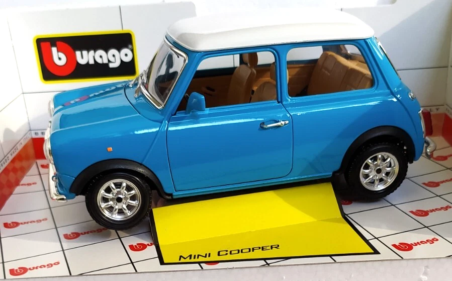 BURAGO GOLD COLLECTION  1:16  AUTO  MINI COOPER 1960 AZZURRO MADE IN ITALY  3309 - Immagine 2 di 3