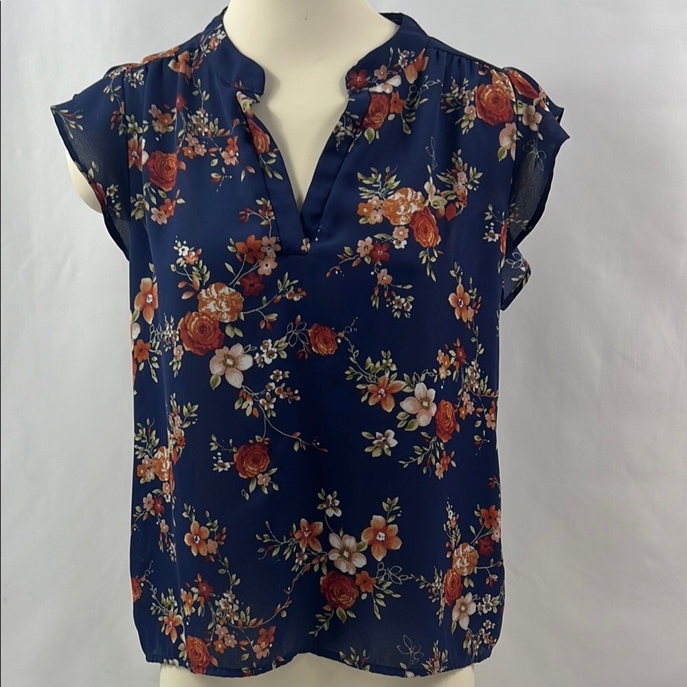 Sweet Rain Flowing Blue Floral Ruffled Cap Sleeve Feminine V-Neck Blouse Size S