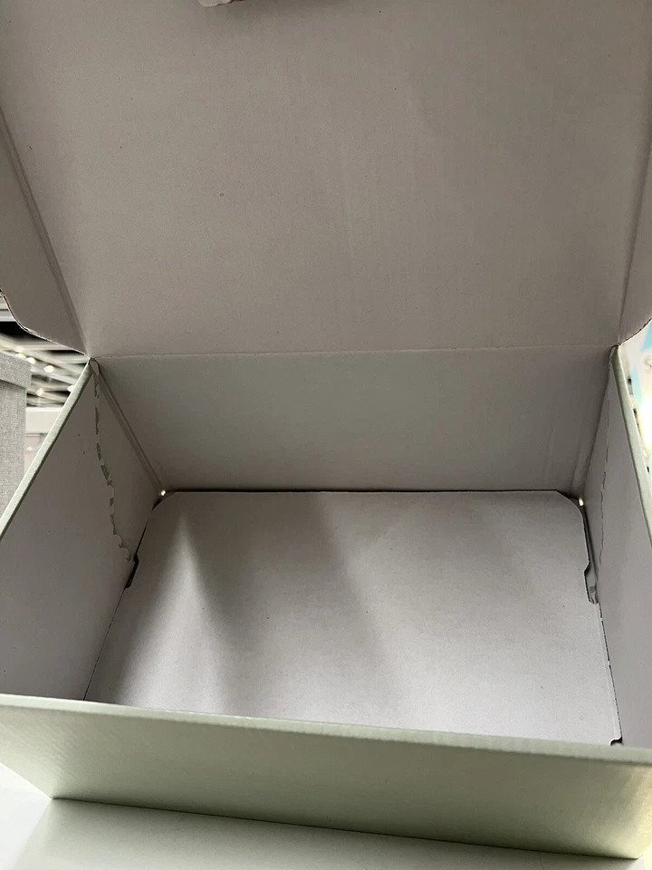 4 x Ikea HYVENS Cardboard paper storage box with lid, gray-green/white 13x9x6" - Image 4 of 4