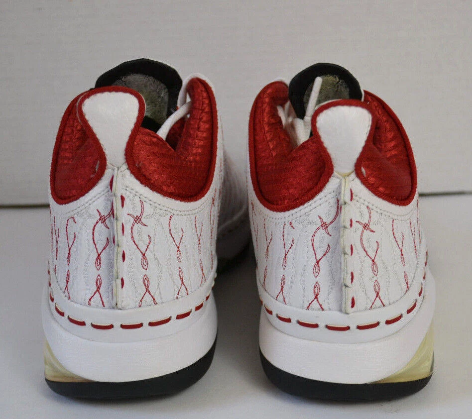 Jordan 23 OG Tamanho Baixo 10.5 Branco Varsity Vermelho (323405-161) 100% Autêntico 2008 - Imagem 3 de 4